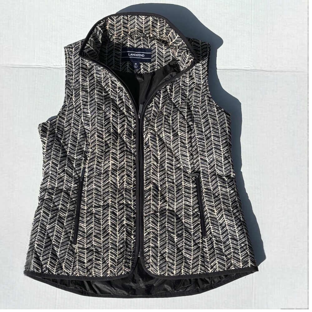 Lands End Puffer Vest Womens M Black White Excellent Herringbone Quilted Zip